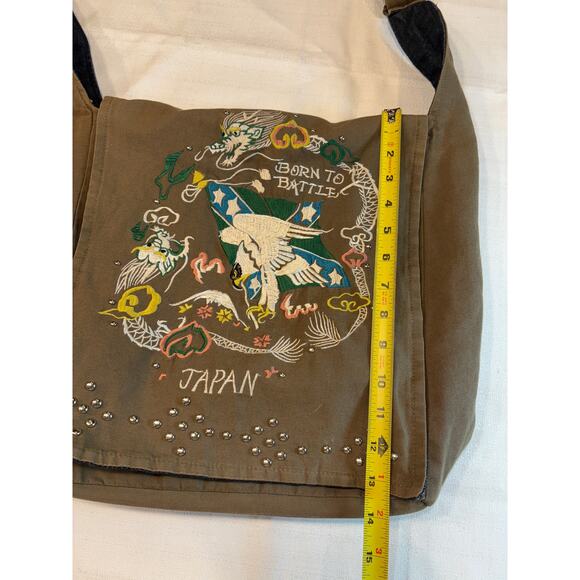 "Born to Battle" Olive Green Embroidered Messenger Bag 14"x13" - Picture 4 of 10